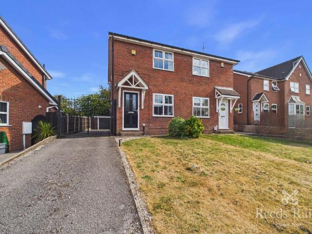 House for sale in Loundsley Green, East Midlands
