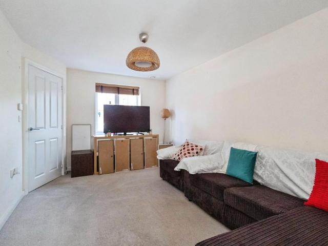 House for sale in Georgia, Greater Manchester