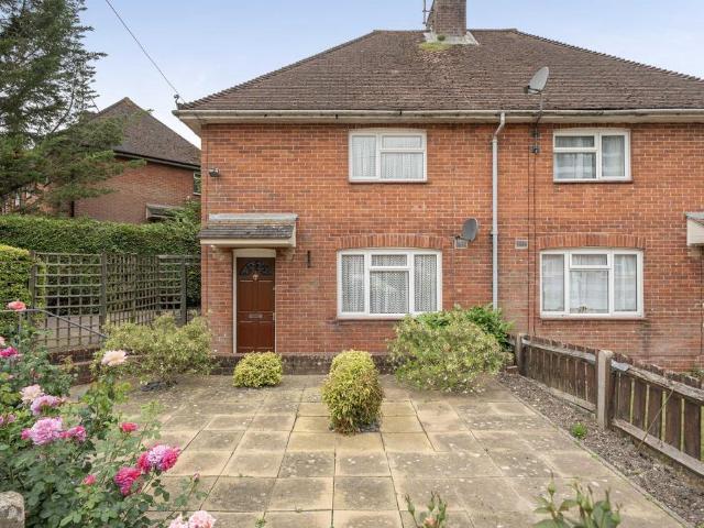 House for sale in Highcliffe, Winchester