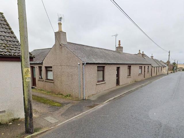 House for sale in Cuminestown, Scotland
