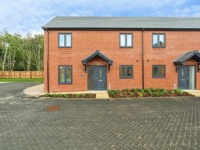 House for sale in Stokesby, Norfolk