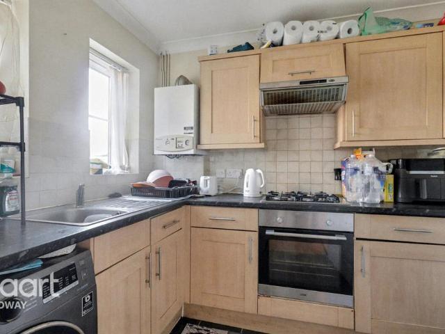 House for sale in Brompton, Gillingham