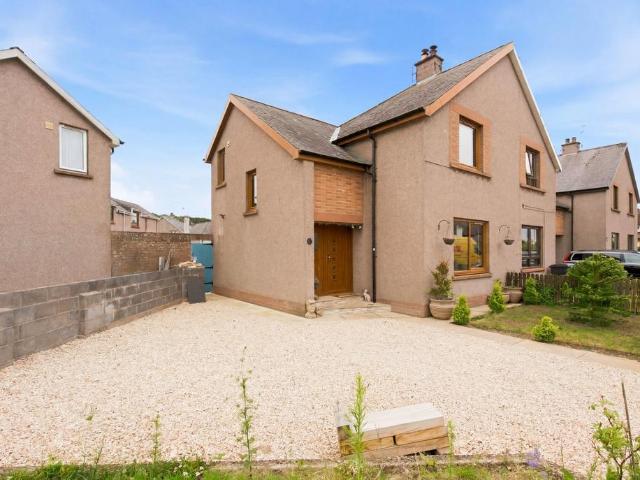 House for sale in Carnoustie, Scotland