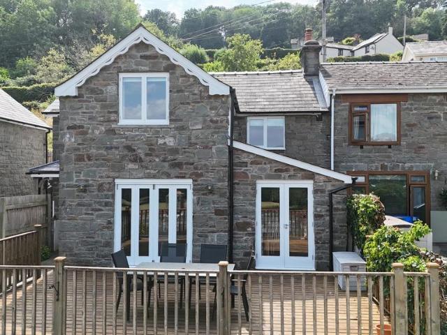 House for sale in Llangattock, Crickhowell