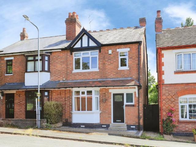 House for sale in Goldthorn Hill, West Midlands
