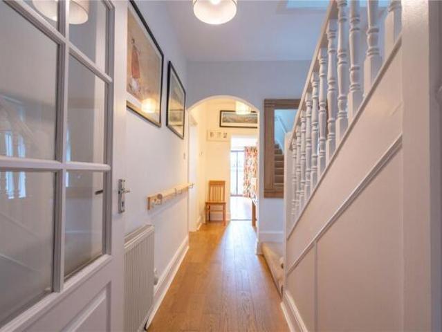 Farm for sale in Leith Links, Leith