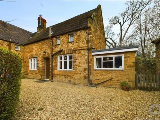 House for sale in Northampton, West Northamptonshire
