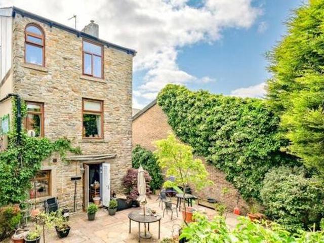 House for sale in Accrington, Hyndburn