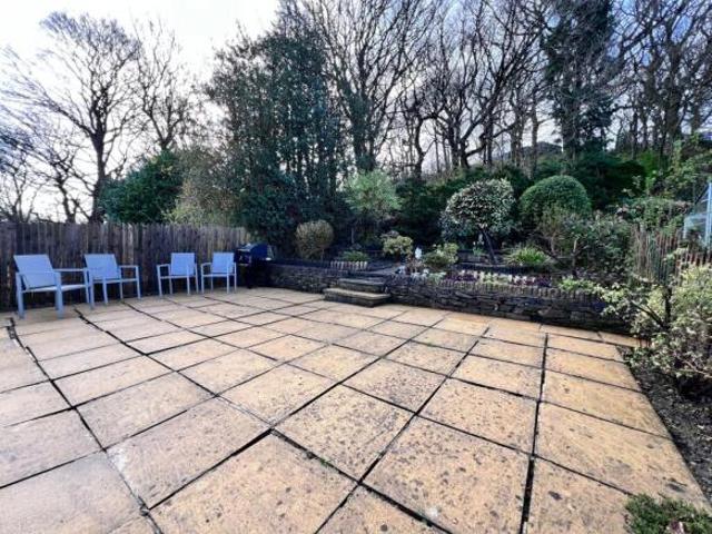 Farm for sale in Huddersfield, West Yorkshire