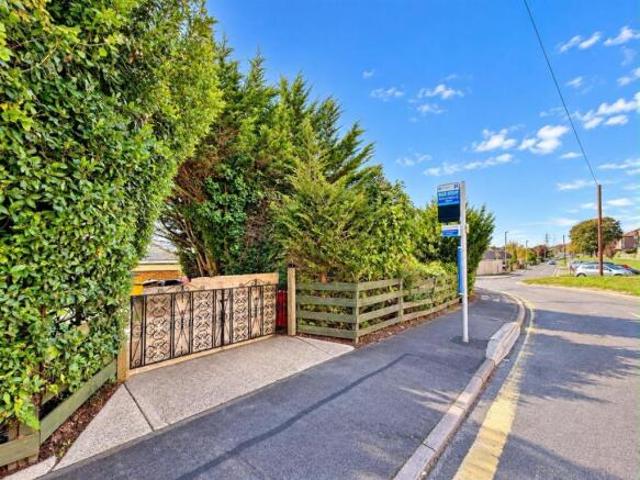 Farm for sale in Paulsgrove, Portsmouth