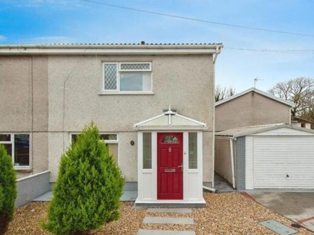 House for sale in Ammanford, Wales