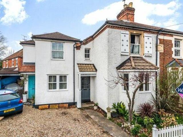House for sale in Ascot