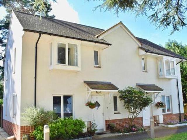 House for sale in Ashtead, Mole Valley