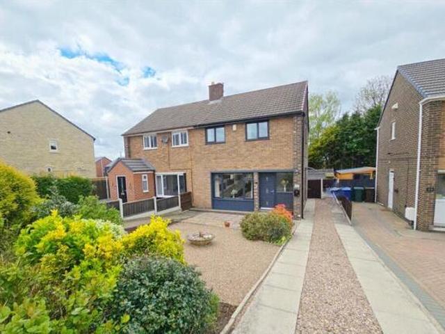 House for sale in Cudworth, South Yorkshire