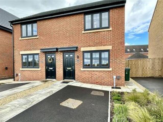 House for sale in Royston, South Yorkshire