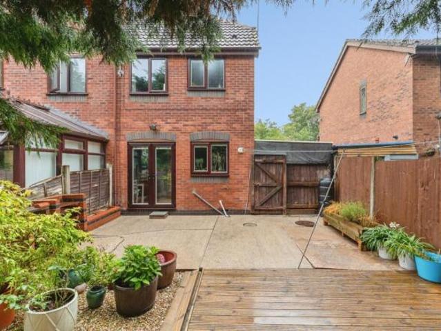 Farm for sale in Saltney, Wales