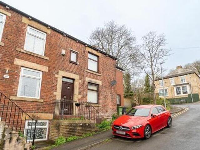 House for sale in Batley, West Yorkshire