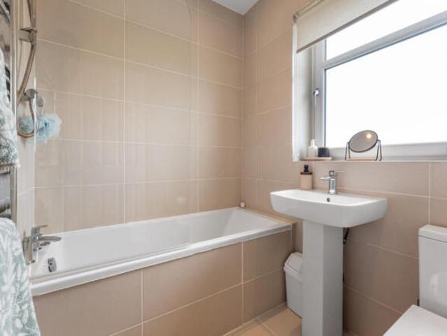 Farm for sale in Thornliebank, Scotland