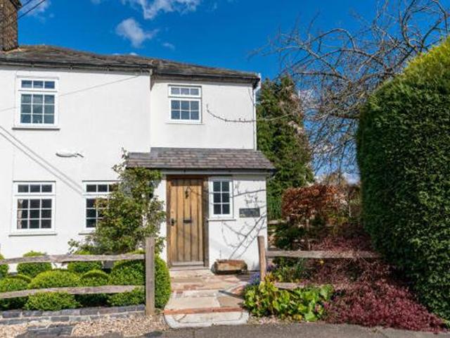 House for sale in Coxtie Green, Navestock Side