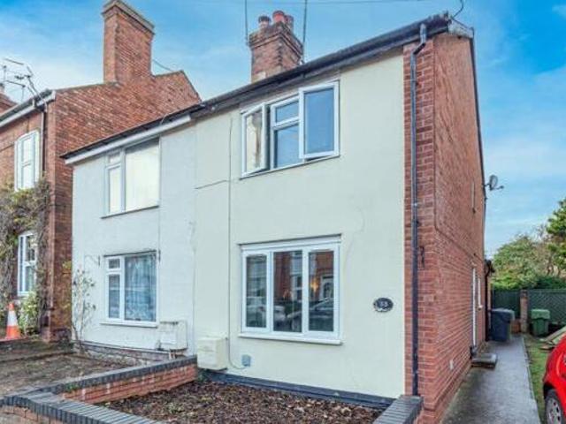 House for sale in Stoke Pound, Bromsgrove