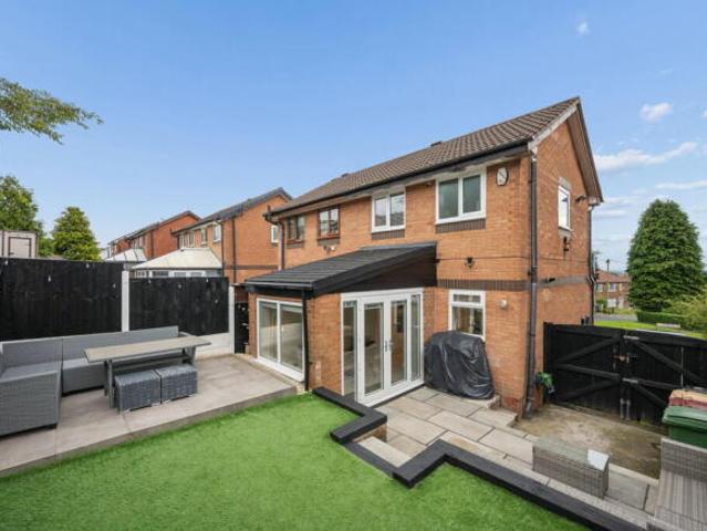 Farm for sale in Lee Bank, Greater Manchester