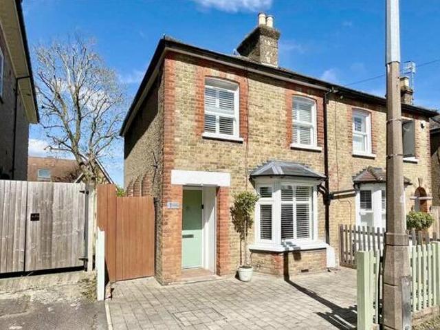 House for sale in Bushey