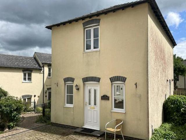 House for sale in Carmarthen, Wales