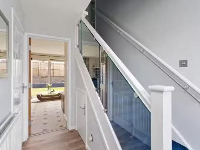 House for sale in Muirhouses