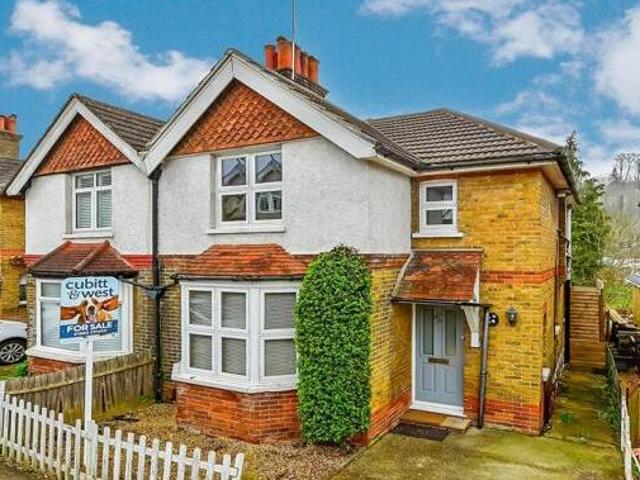 House for sale in Hillview, Surrey