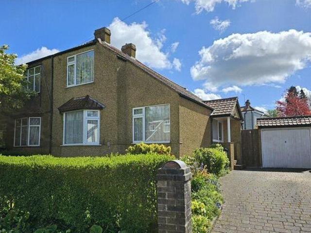 House for sale in Hillview, Surrey