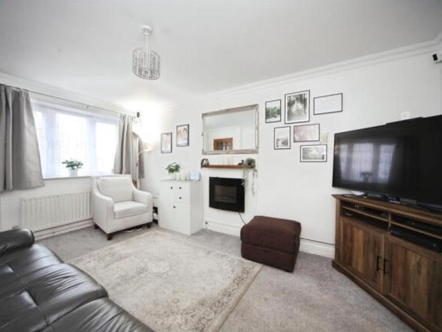 Farm for sale in Spring Park, Luton