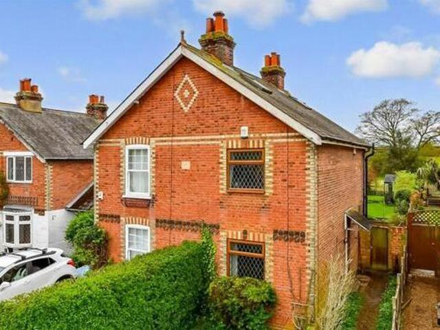 House for sale in Chessington