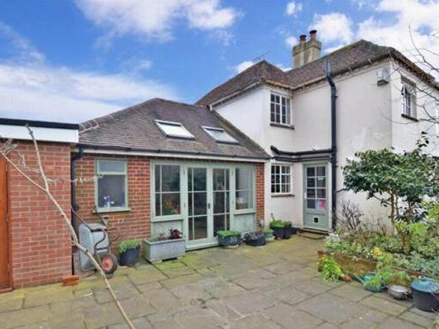 House for sale in Chichester, Littlecote