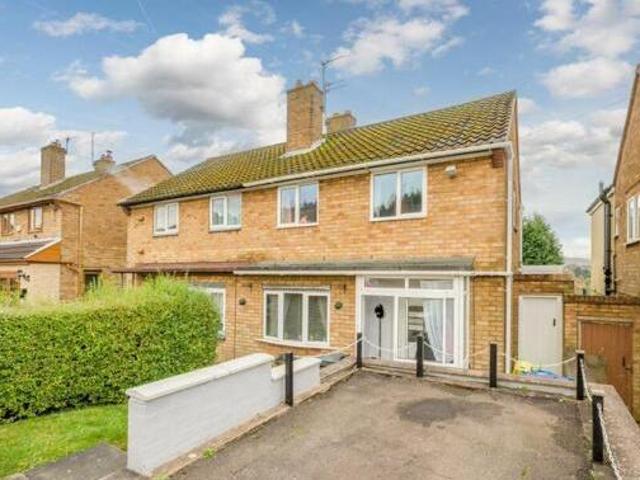 House for sale in Halesowen, West Midlands
