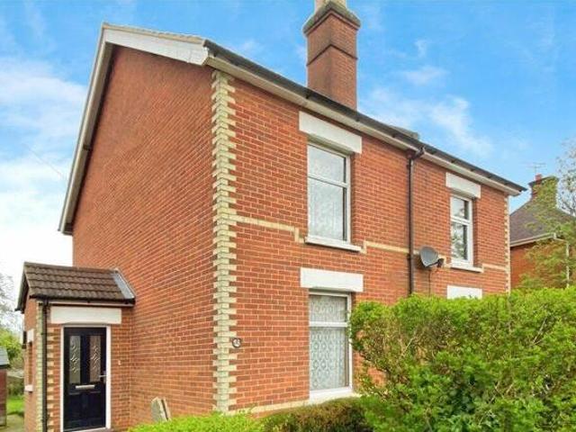 House for sale in Crowthorne, Bracknell Forest
