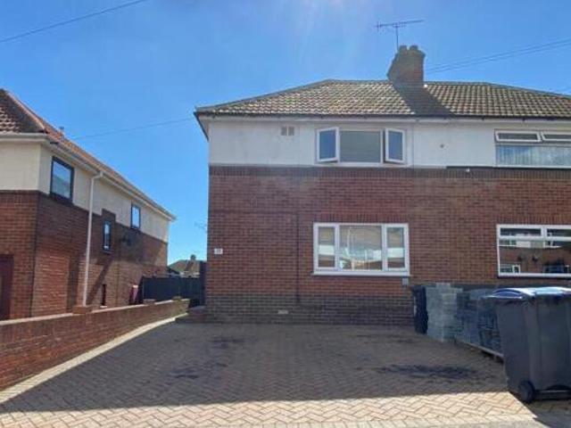 House for sale in Mill Hill, Ash