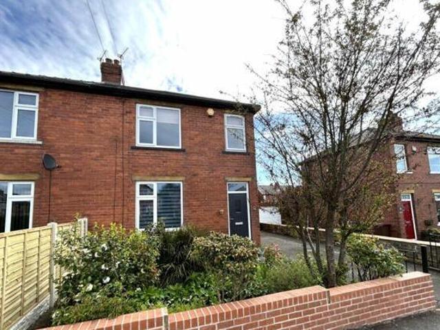 House for sale in Hanging Heaton, Dewsbury