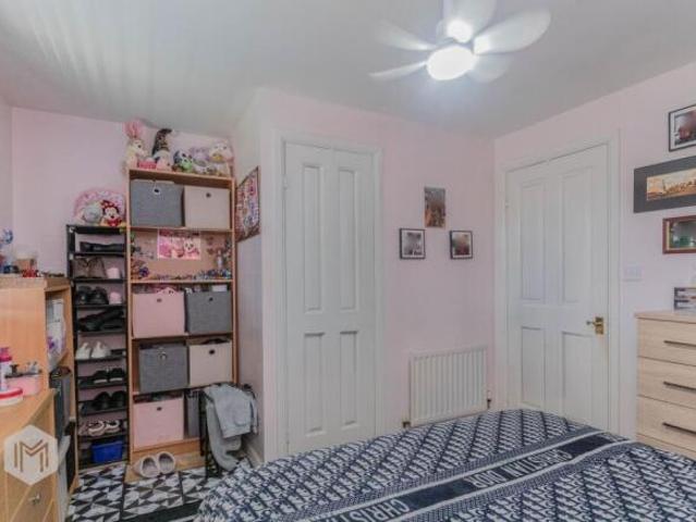 Farm for sale in Farnworth, Widnes