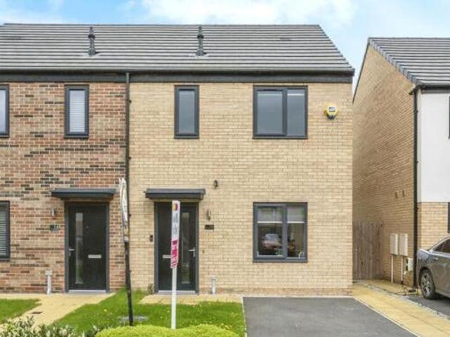House for sale in Lakeside, South Yorkshire