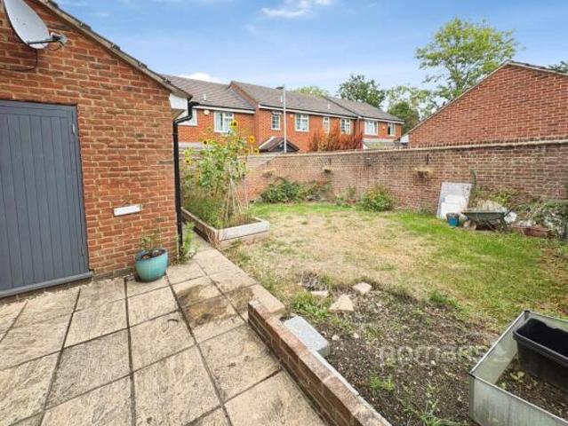 Farm for sale in Earley