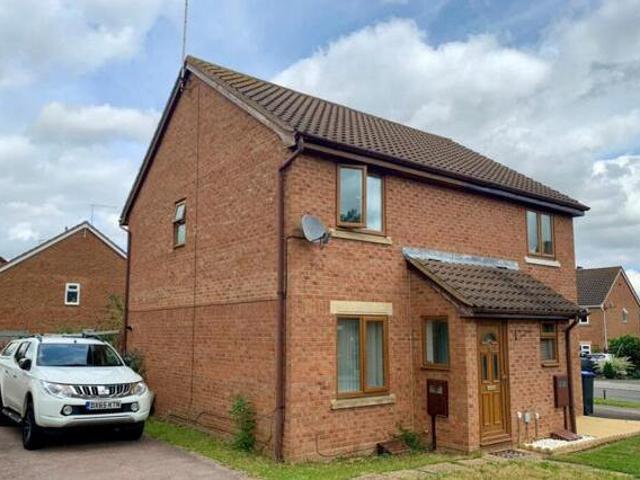 House for sale in Northampton, Northamptonshire