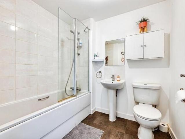 Farm for sale in Rodbourne, Swindon