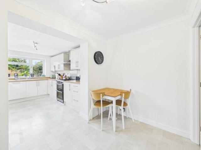 Farm for sale in Tilehurst, Reading
