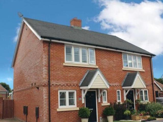 House for sale in Fole, Surrey