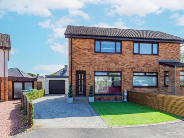 Farm for sale in Baillieston, Scotland