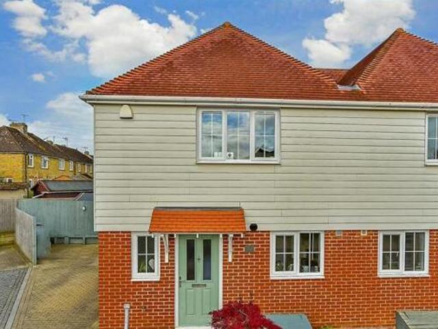 House for sale in Faversham, Swale