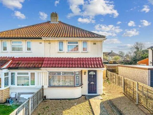 House for sale in London Borough of Hounslow, Feltham