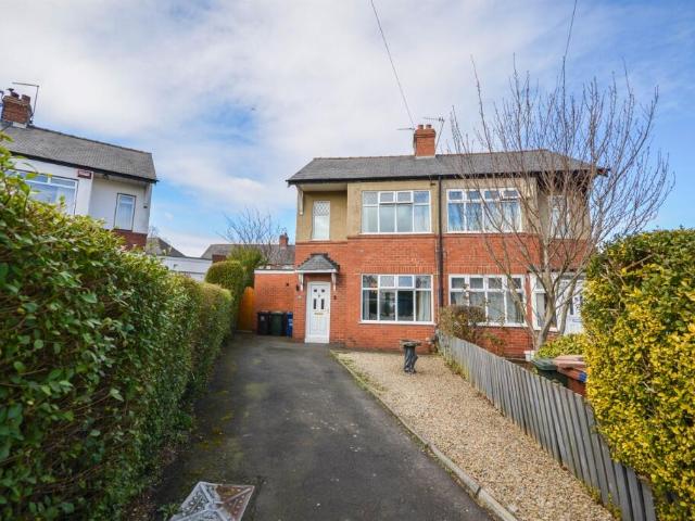 Semi Detached House for sale in Westerhope