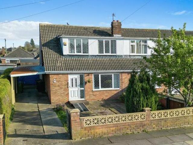 House for sale in Grimsby, North East Lincolnshire