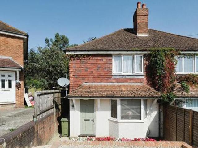 House for sale in Fairlands, Guildford